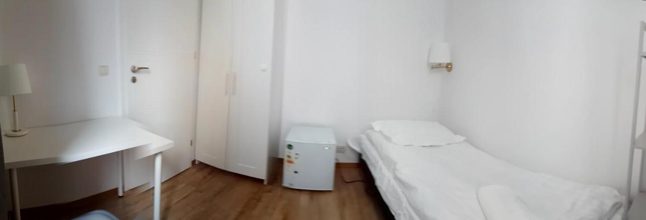 Appartement V Ajax Metro Stadion Narodowy *